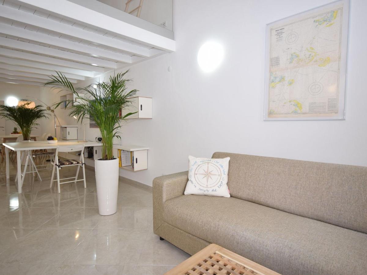 Modern Holiday Home In Olh O With Terrace Olhão Exterior photo