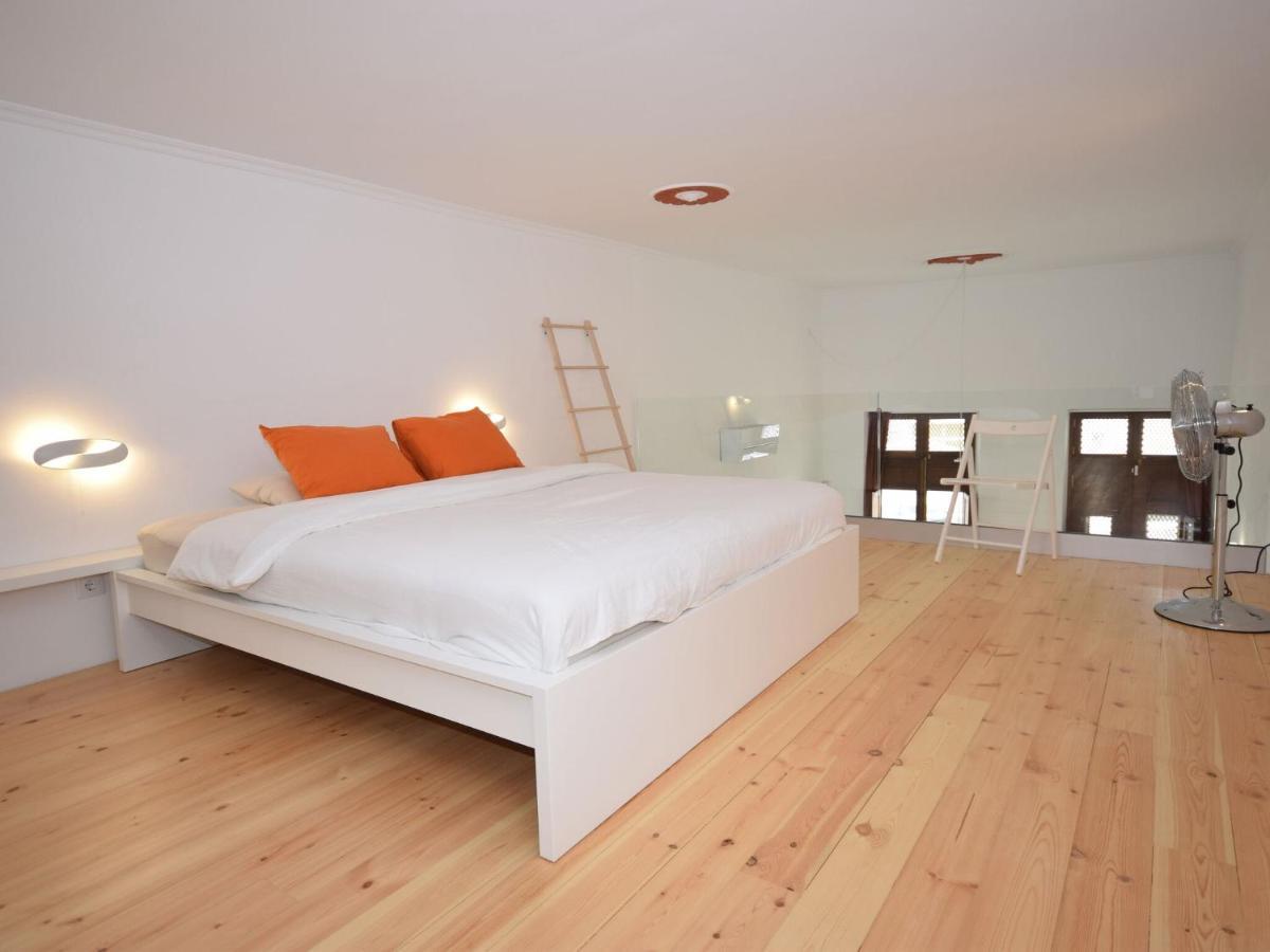 Modern Holiday Home In Olh O With Terrace Olhão Exterior photo
